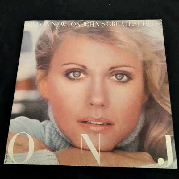 Olivia Newton-John's Greatest Hits, Vinyl LP, 1977 - Picture 1 of 9
